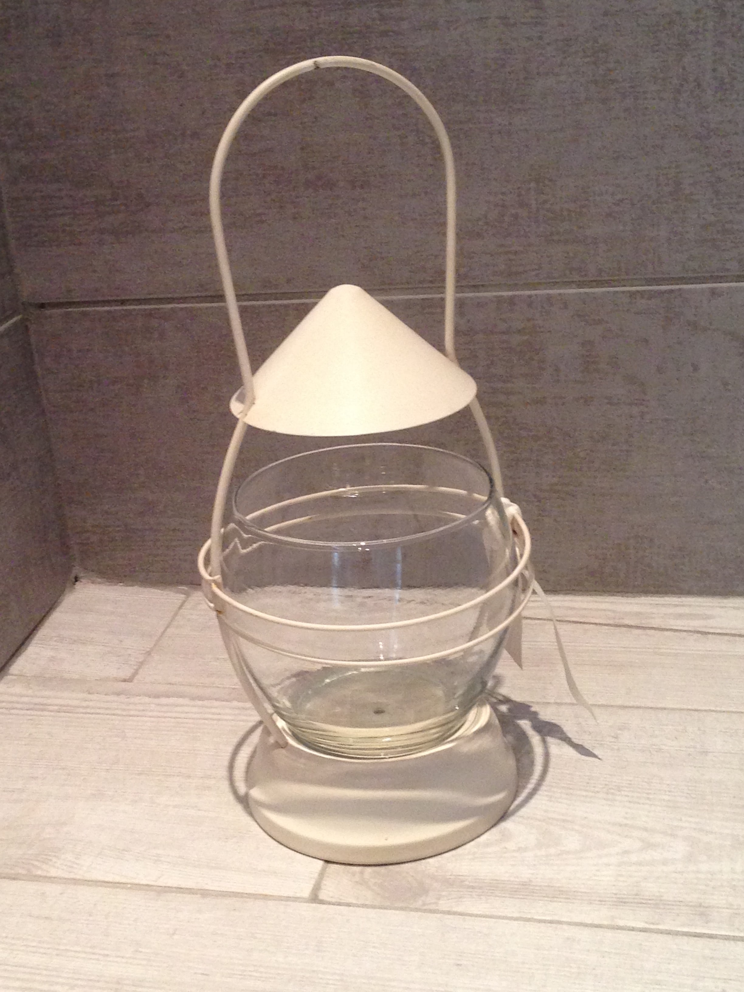 Lanterne beige anse rigide