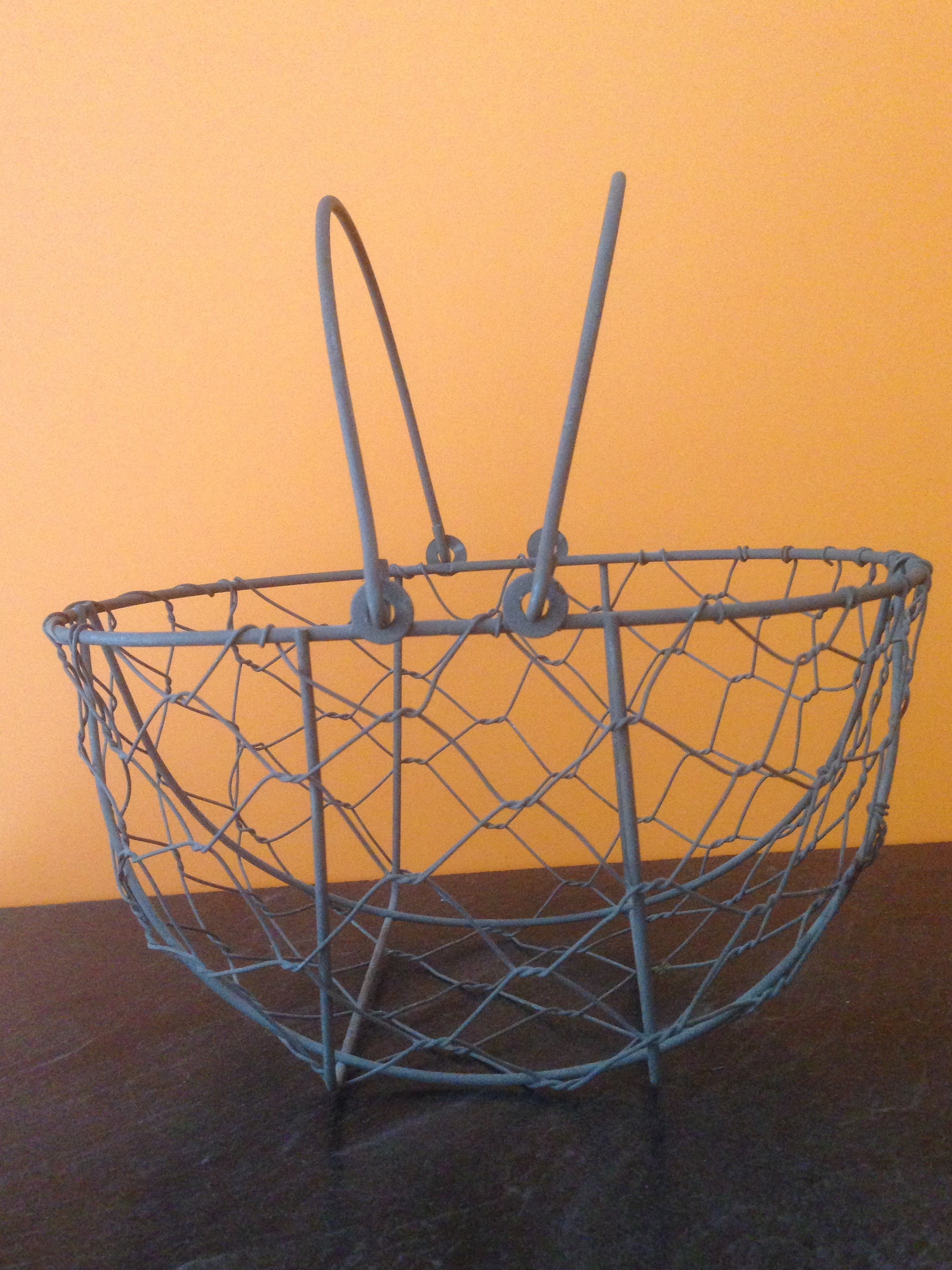Panier à oeufs en métal petit modèle