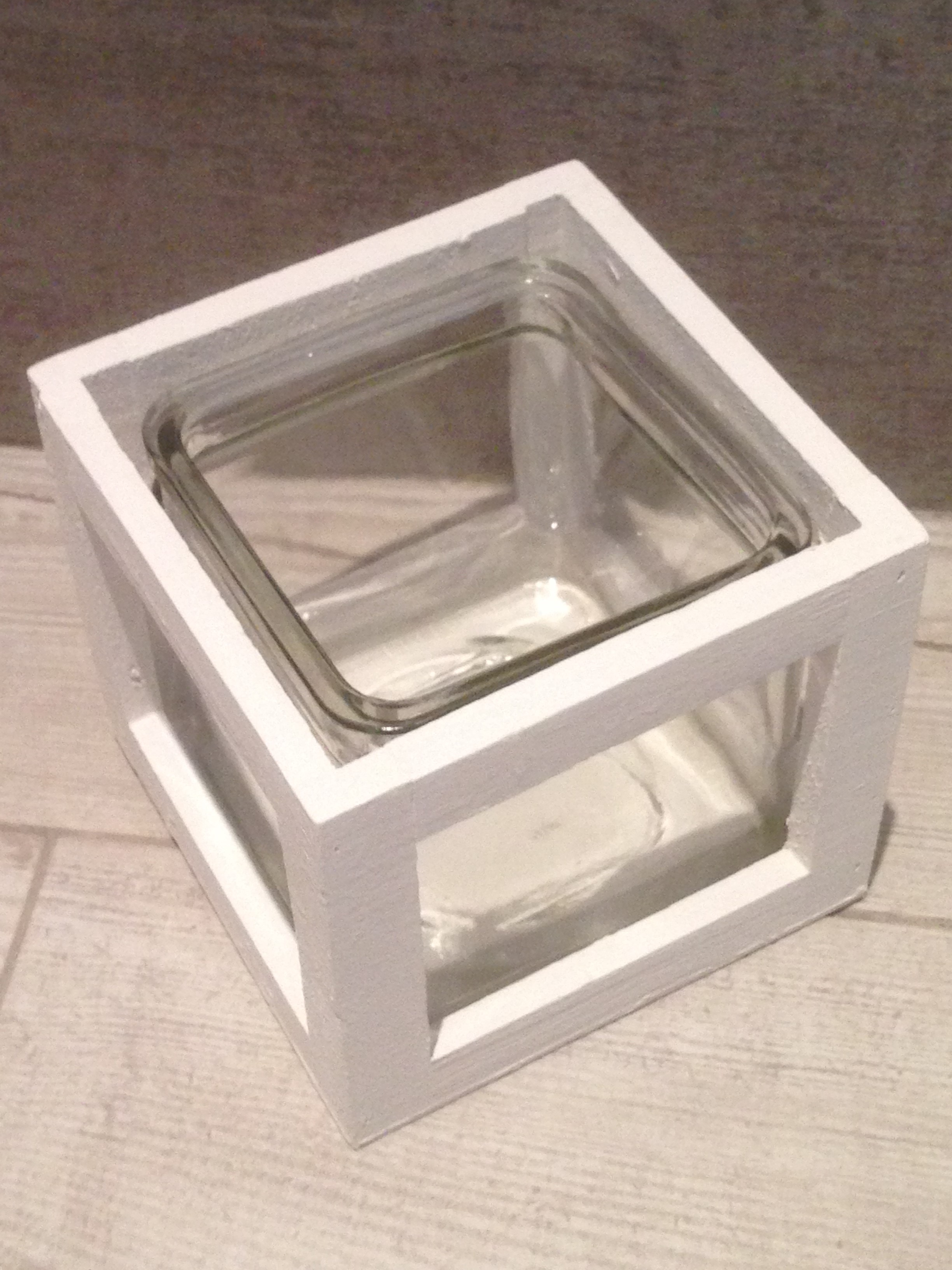 Vase carré dans support bois